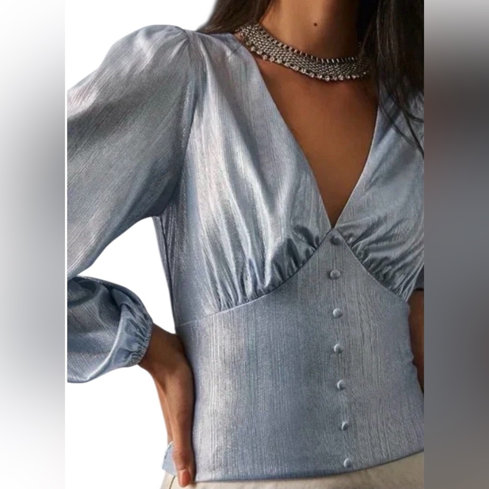Flat White Anthropologie Shine Top Size XS New Shimmer Iridescent Milkmaid Style